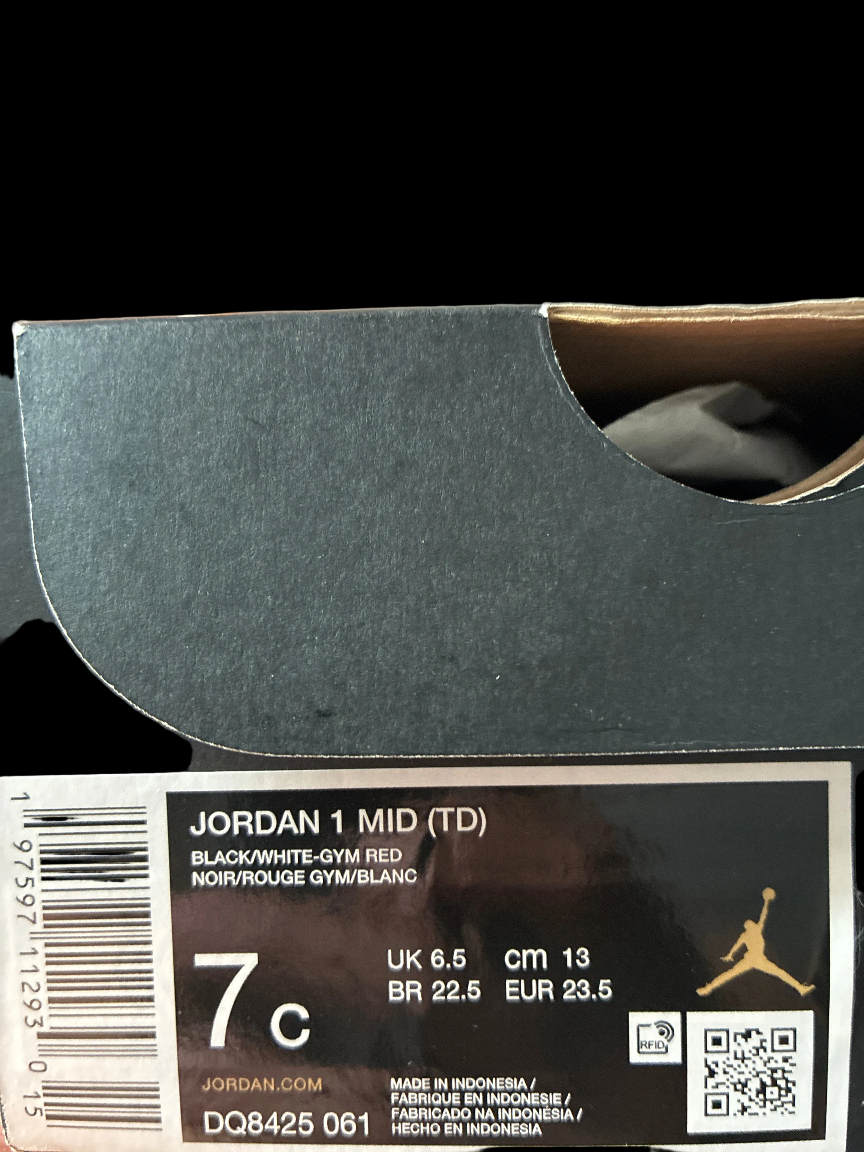 Jordan 1 Mid toddler shoes size 7c